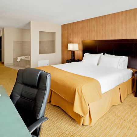 Holiday Inn Express Hotel & Suites Lebanon By Ihg Стая снимка
